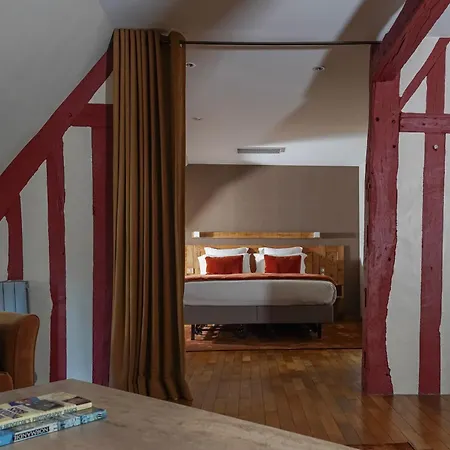 L'absinthe Hotell 3*